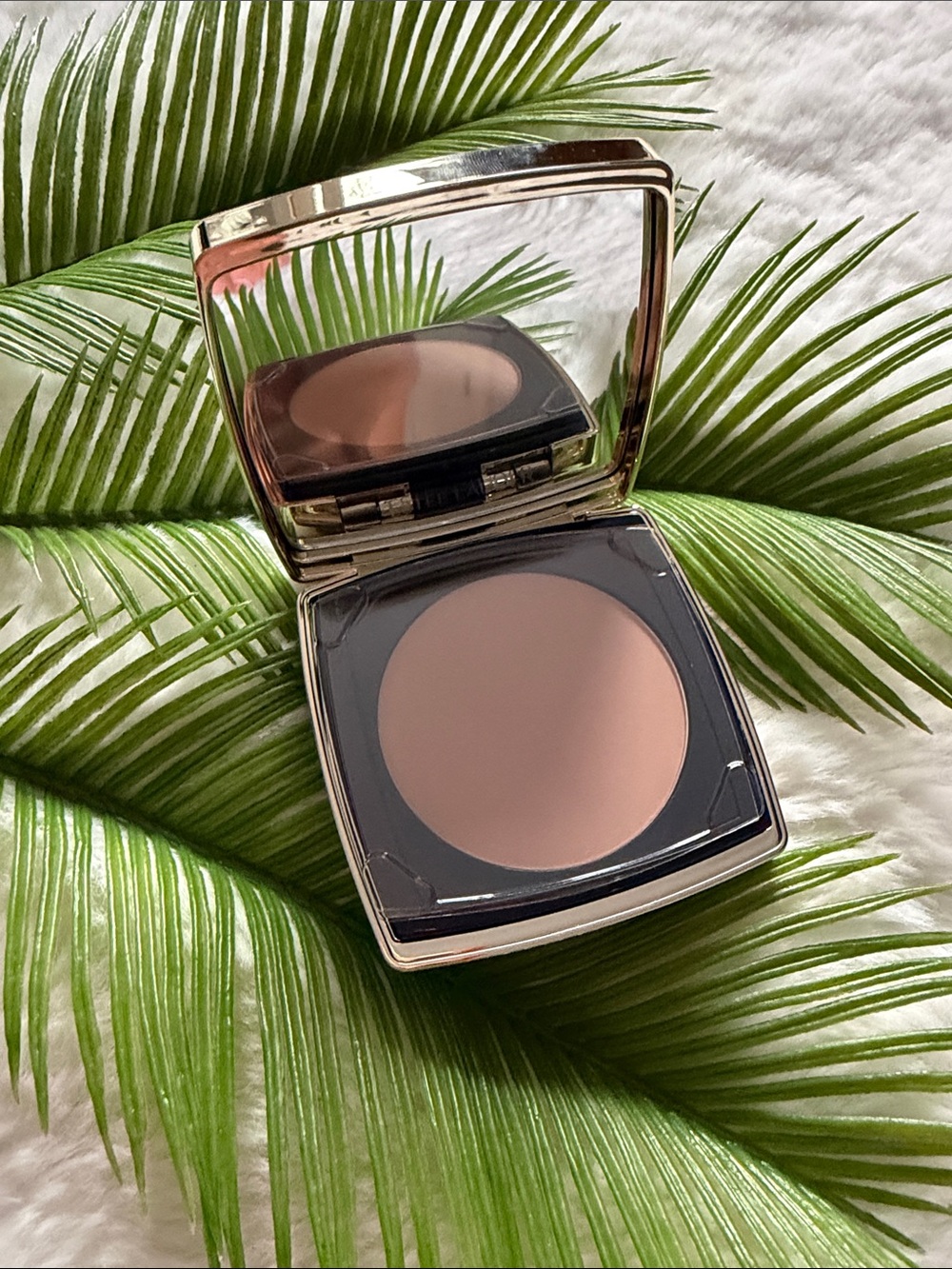 NIB Estée Lauder Double Wear Stay in Place Matte Powder Foundation 2C3 Fresco